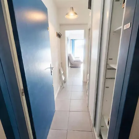Bateau La Yourhosthelper Apartament